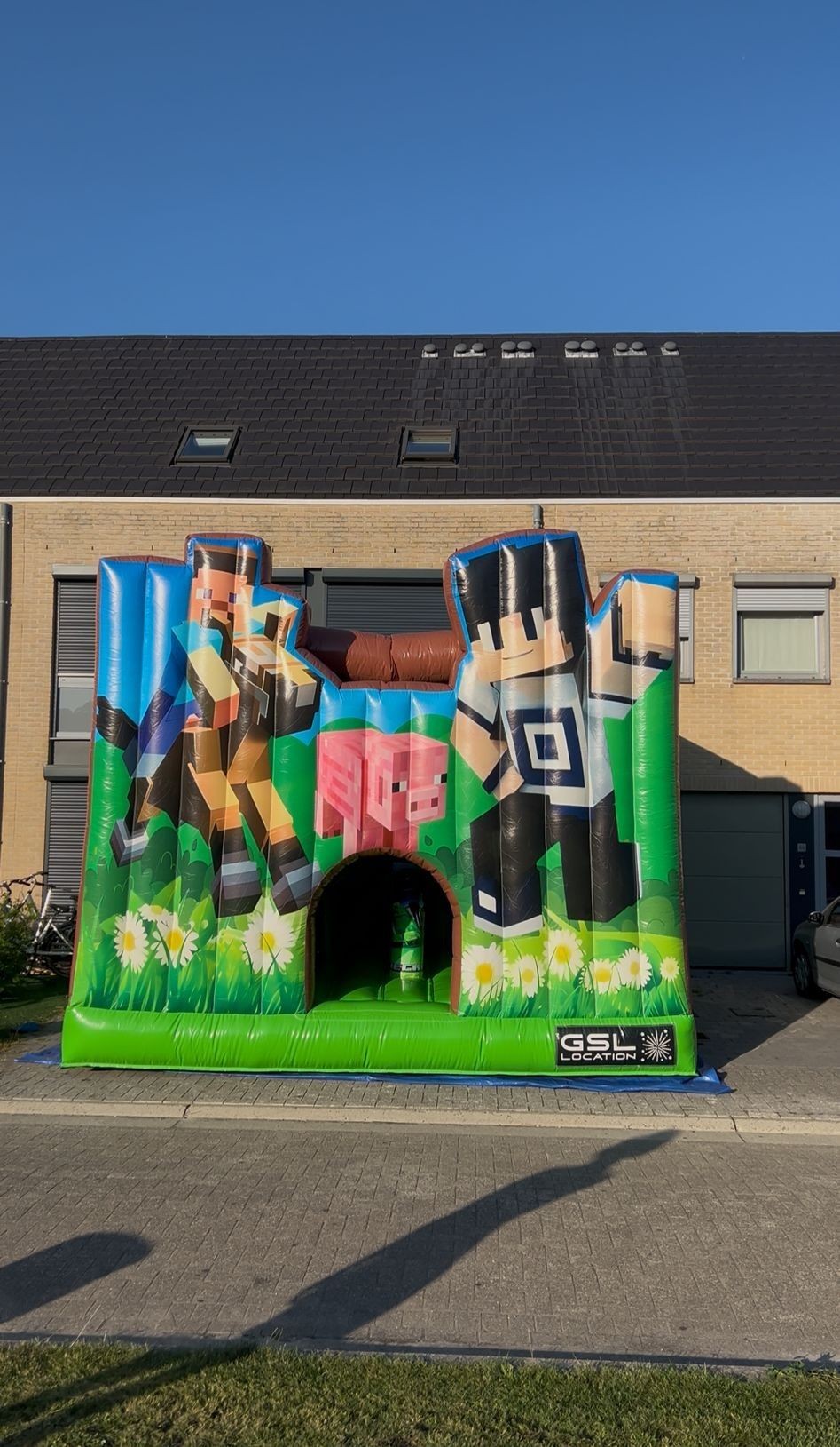 R-Bounce Pixel World